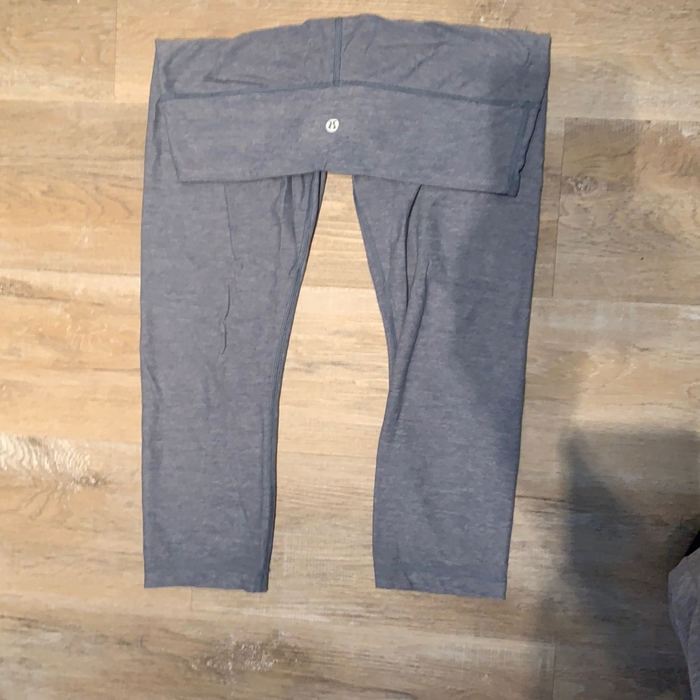 Lululemon cropped leggings